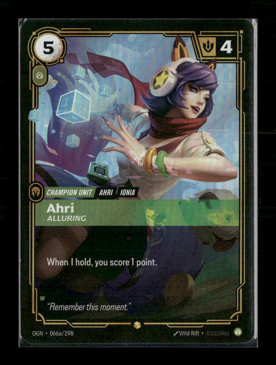 Ahri, Alluring (Alternate Art) #066a/298 Foil Showcase - Riftbound Origins