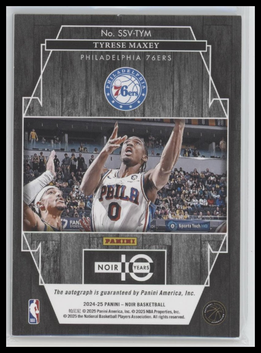 2024-25 Panini Noir Spotlight Signatures Vertical Tyrese Maxey #/99 #SSV-TYM