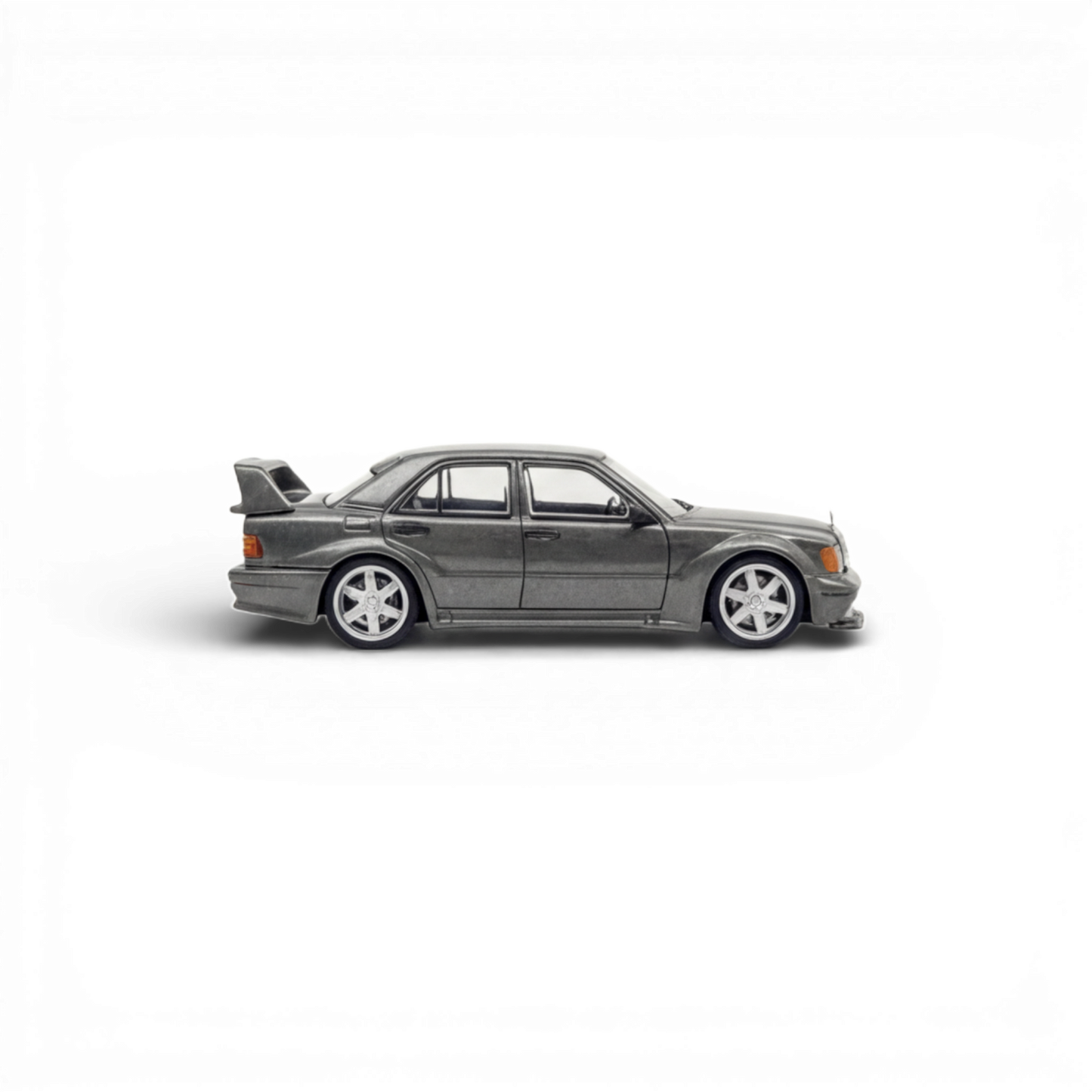 Seeker Mercedes-Benz 190E 2.5-16 Evolution Metallic Grey 1:64