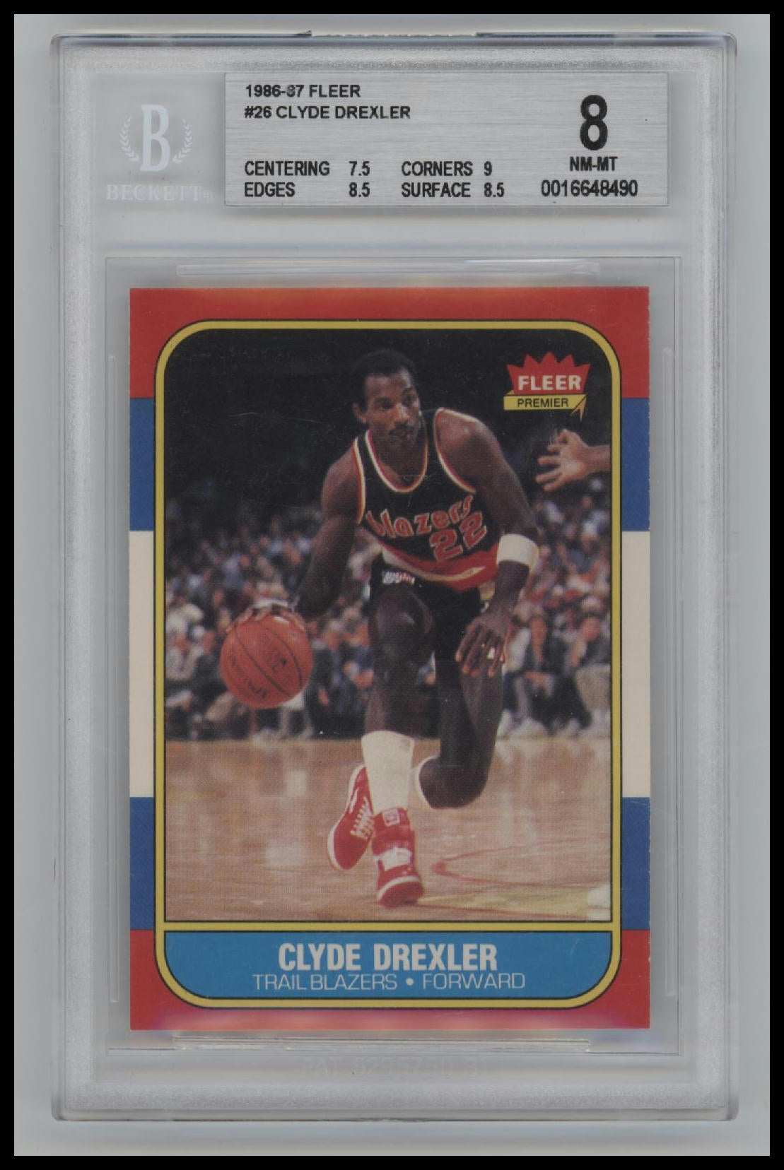 1986-87 Fleer Clyde Drexler RC 8 BGS #26