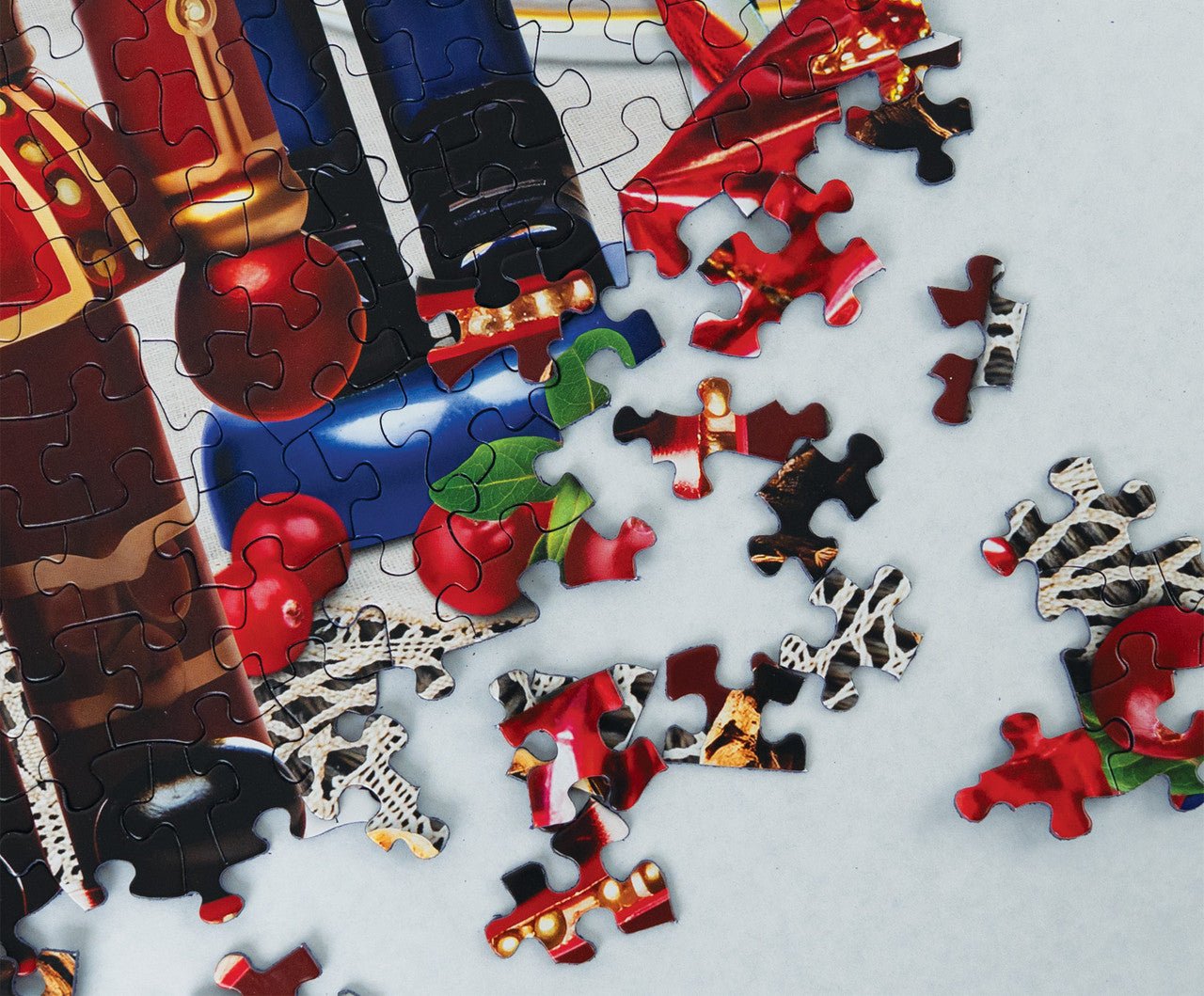 Christmas Guardians 500 Piece Jigsaw Puzzle | Springbok Puzzles