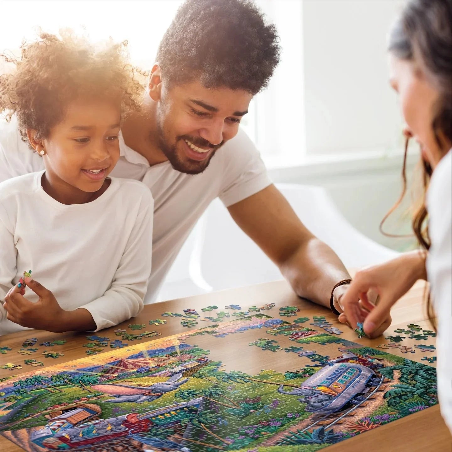 Dumbo The Flying Elephant 500 Piece Jigsaw Puzzle | Dowdle Puzzles