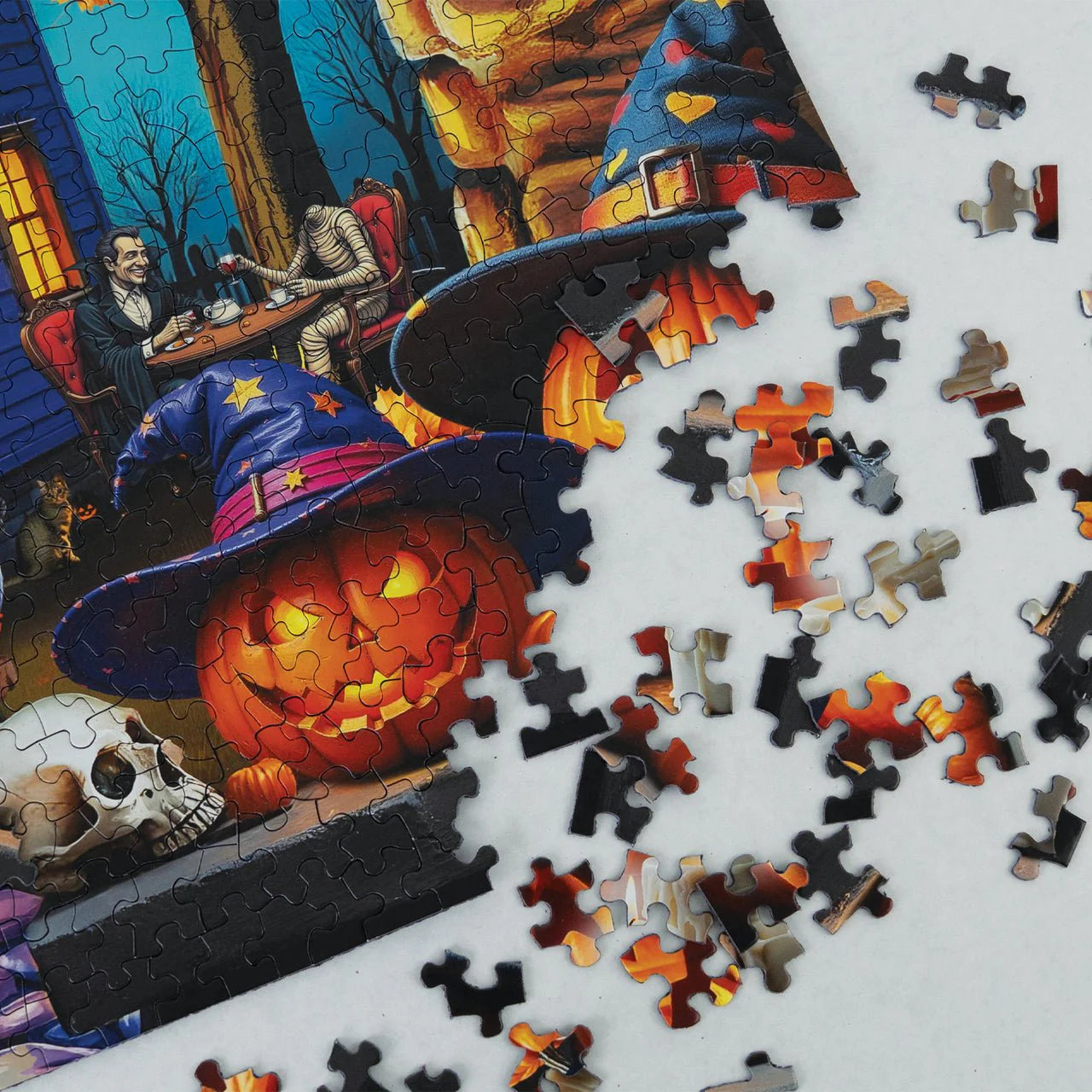 Haunted Halloween Party 1000 Piece Jigsaw Puzzle | Springbok Puzzles