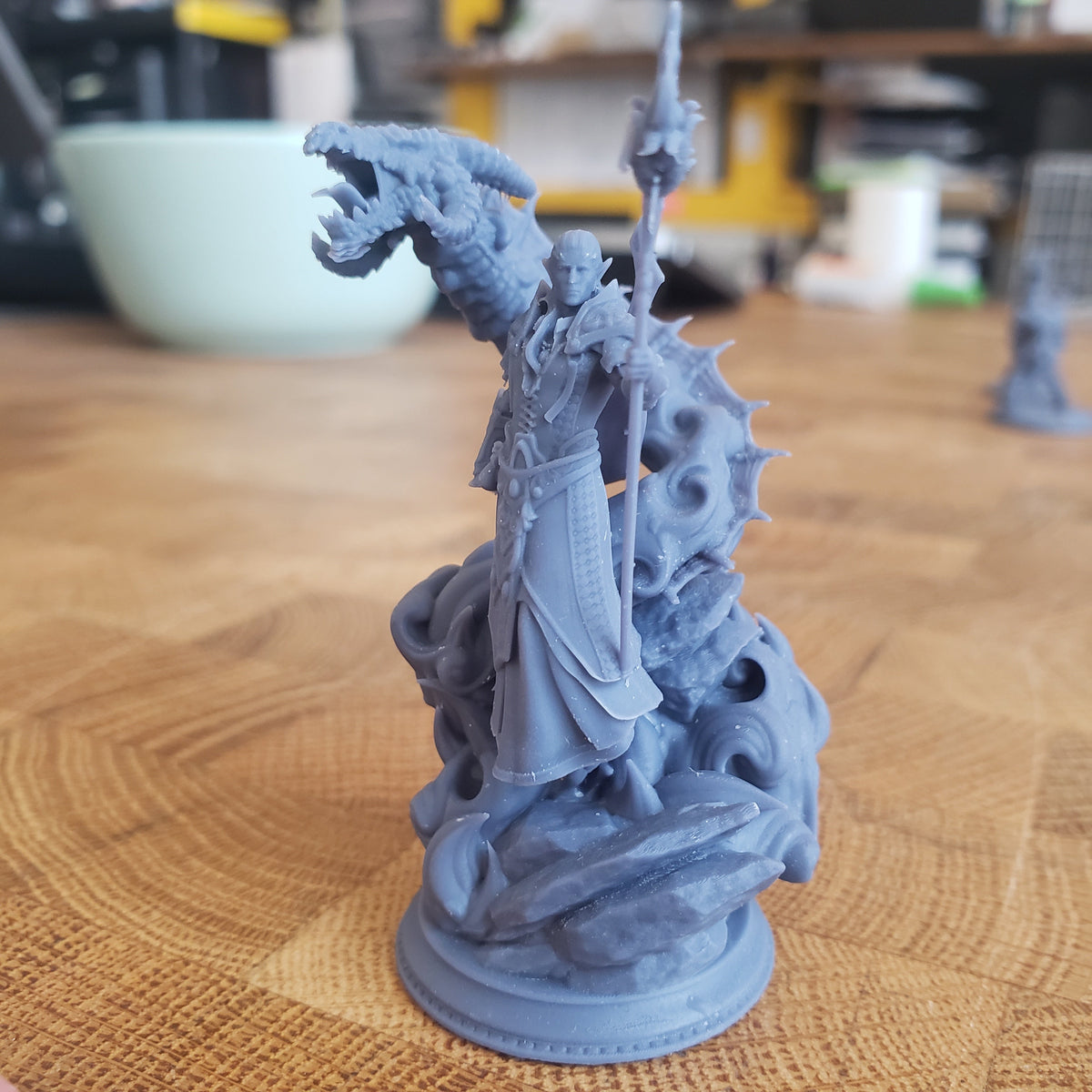 Karydian, High Elf Chaos Sorcerer (Male Elf Sorcerer with Dragon)