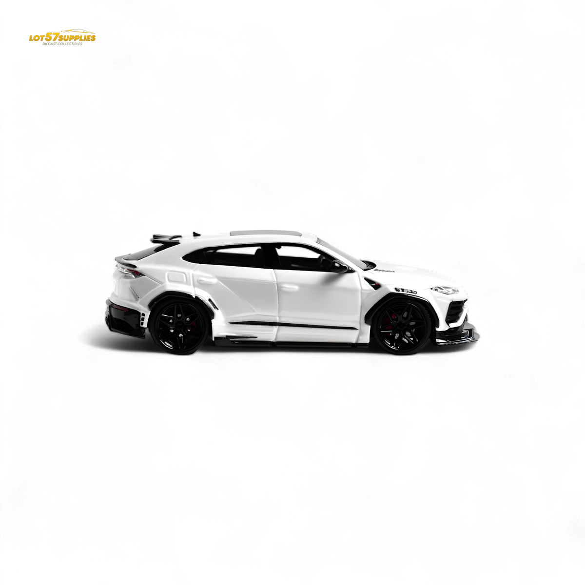 Flame Lamborghini Urus LBWK Bianco Icarus White 1:64