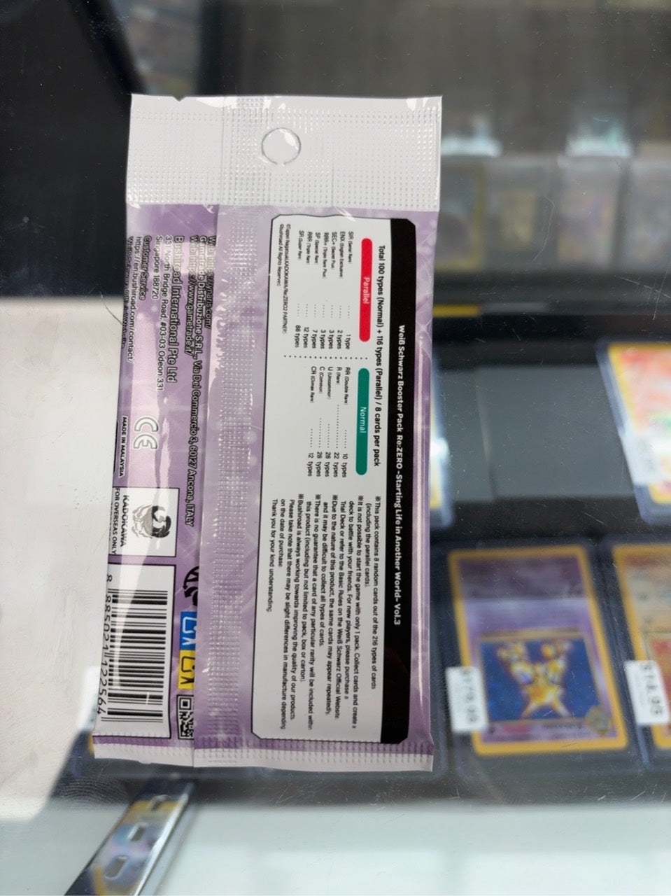 Back of the English Weiss Schwarz Re:ZERO Vol. 3 booster pack showing contents and barcode